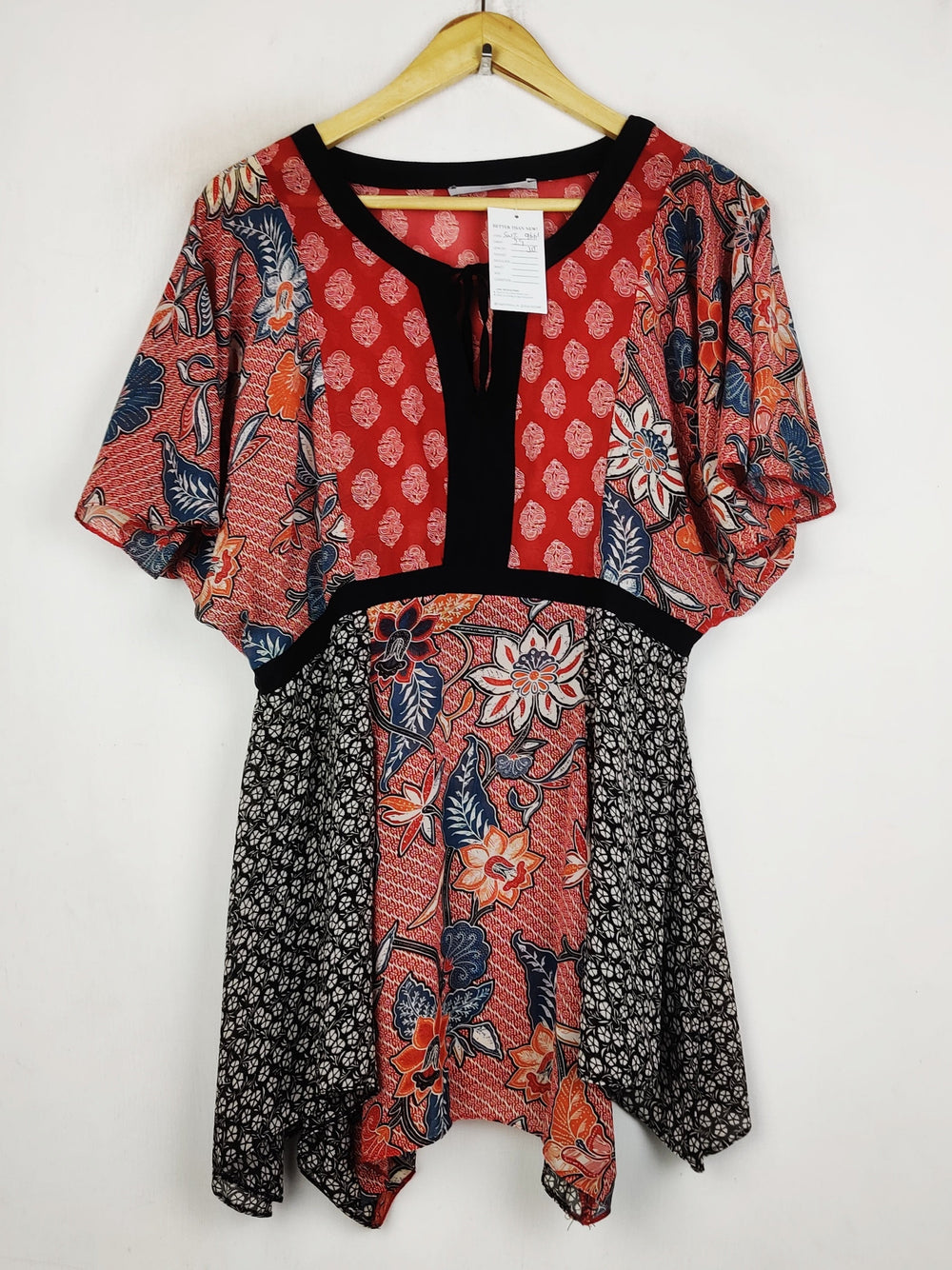Buy online pre-used pre-loved 100% authentic & Original branded George (SWT-9661) available in Pakistan. Top international brands avilable.