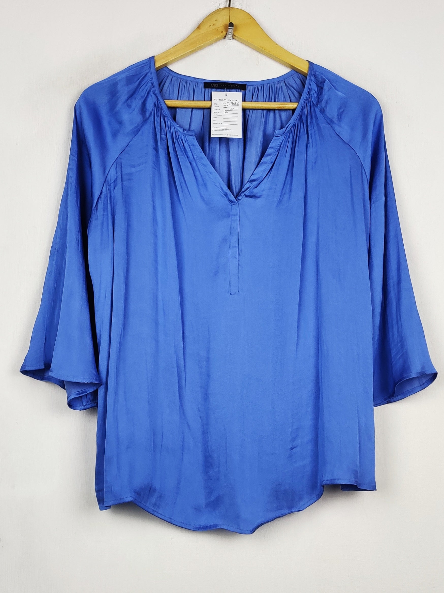 Buy online pre-used pre-loved 100% authentic & Original branded Marks & Spencer (SWT-9688) available in Pakistan. Top international brands avilable.