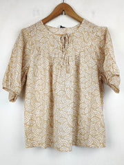 Buy online pre-used pre-loved 100% authentic & Original branded Papaya (SWT-96) available in Pakistan. Top international brands avilable.