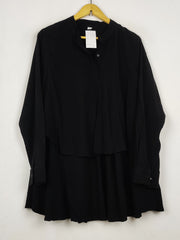 Buy online pre-used pre-loved 100% authentic & Original branded Unknown Brand (SWT-9721) available in Pakistan. Top international brands avilable.