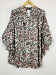 Buy online pre-used pre-loved 100% authentic & Original branded Next (SWT-9743) available in Pakistan. Top international brands avilable.