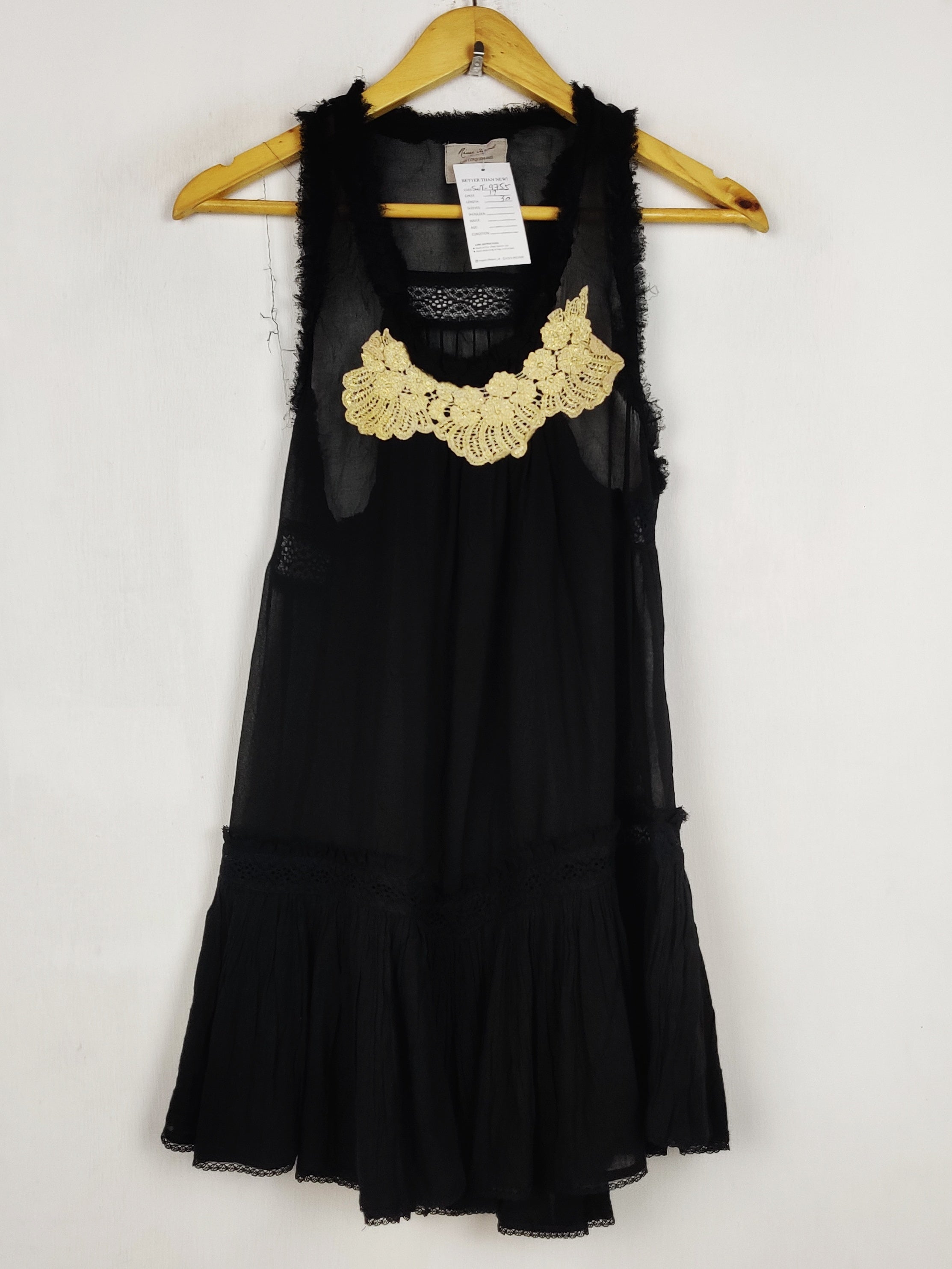Buy online pre-used pre-loved 100% authentic & Original branded River Island (SWT-9755) available in Pakistan. Top international brands avilable.
