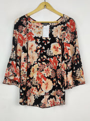 Buy online pre-used pre-loved 100% authentic & Original branded Primark (SWT-9771) available in Pakistan. Top international brands avilable.
