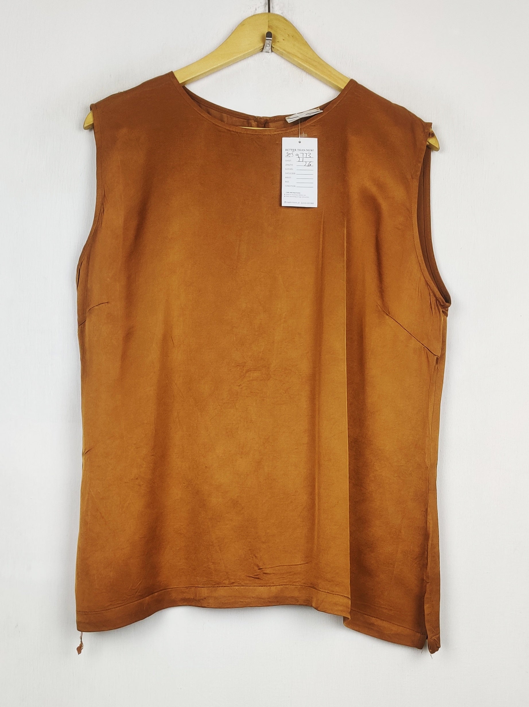 Buy online pre-used pre-loved 100% authentic & Original branded Choice (SWT-9773) available in Pakistan. Top international brands avilable.