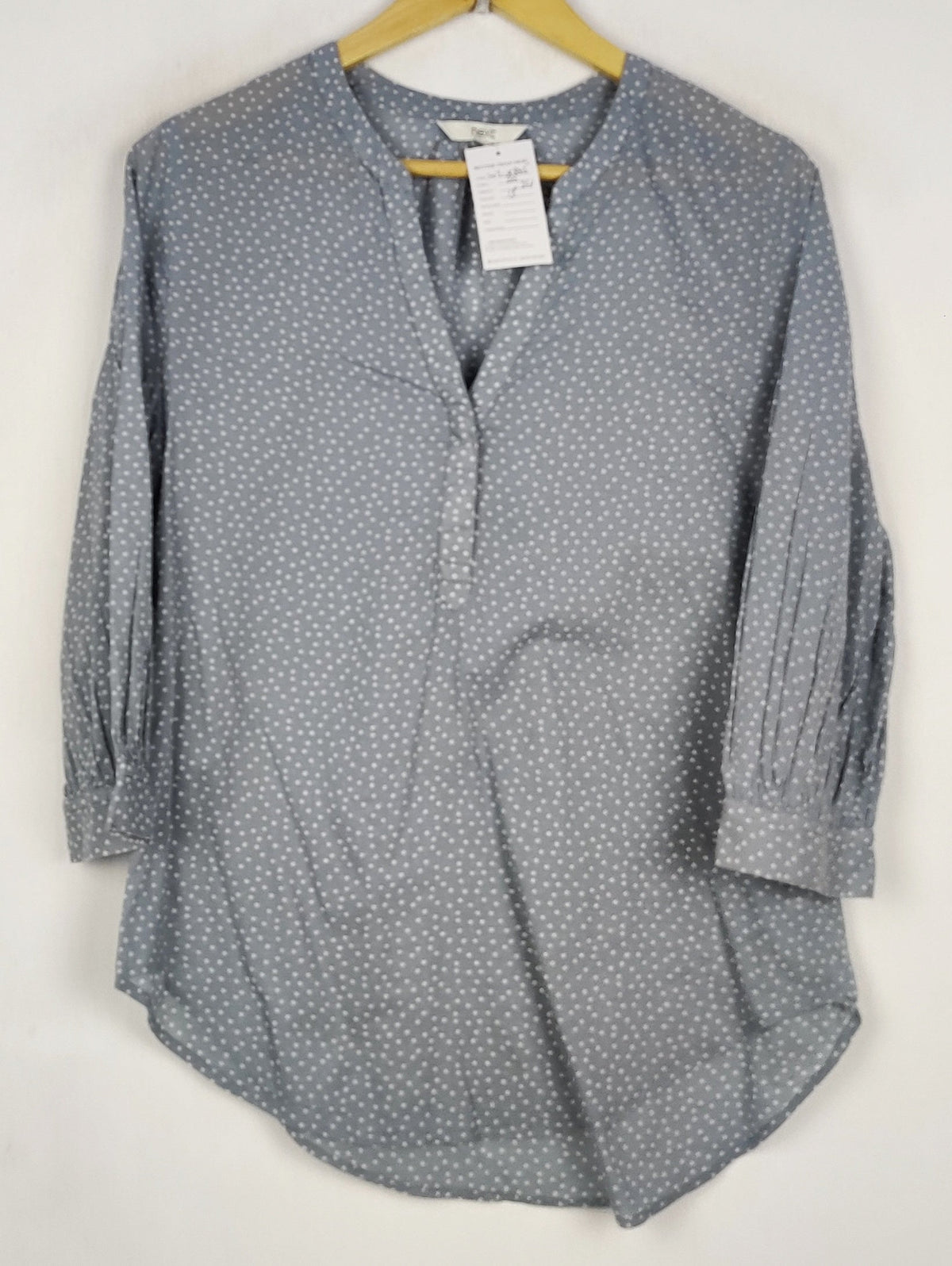 Buy online pre-used pre-loved 100% authentic & Original branded Next (SWT-9845) available in Pakistan. Top international brands avilable.