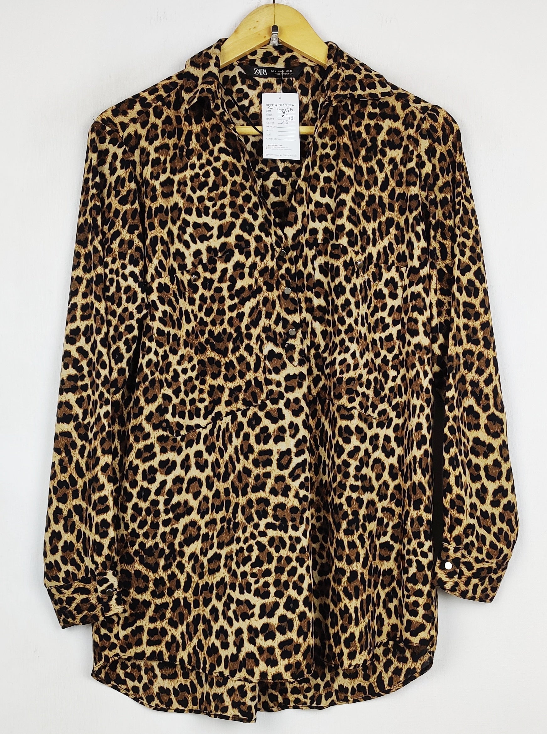 Buy online pre-used pre-loved 100% authentic & Original branded Zara (SWT-9876) available in Pakistan. Top international brands avilable.
