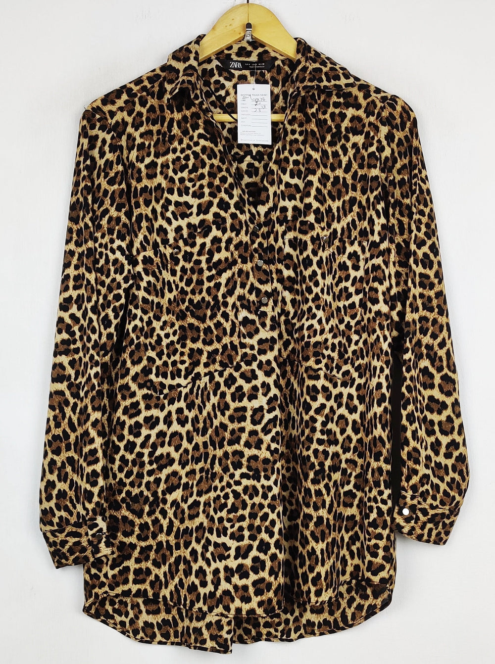 Buy online pre-used pre-loved 100% authentic & Original branded Zara (SWT-9876) available in Pakistan. Top international brands avilable.