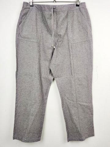 Buy online pre-used pre-loved 100% authentic & Original branded Isle (T-1010) available in Pakistan. Top international brands avilable.