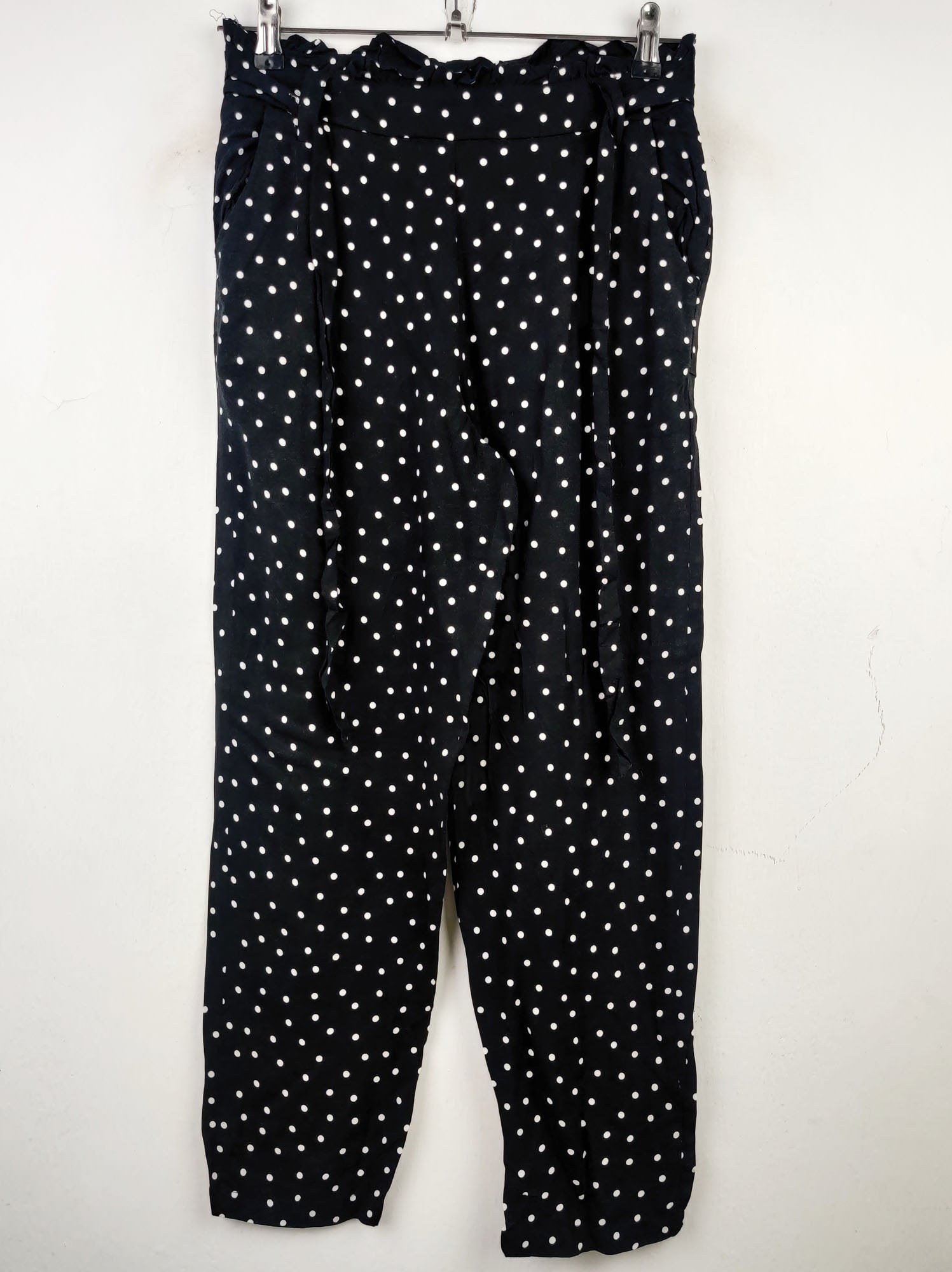 Buy online pre-used pre-loved 100% authentic & Original branded Primarks (T-1062) available in Pakistan. Top international brands avilable.