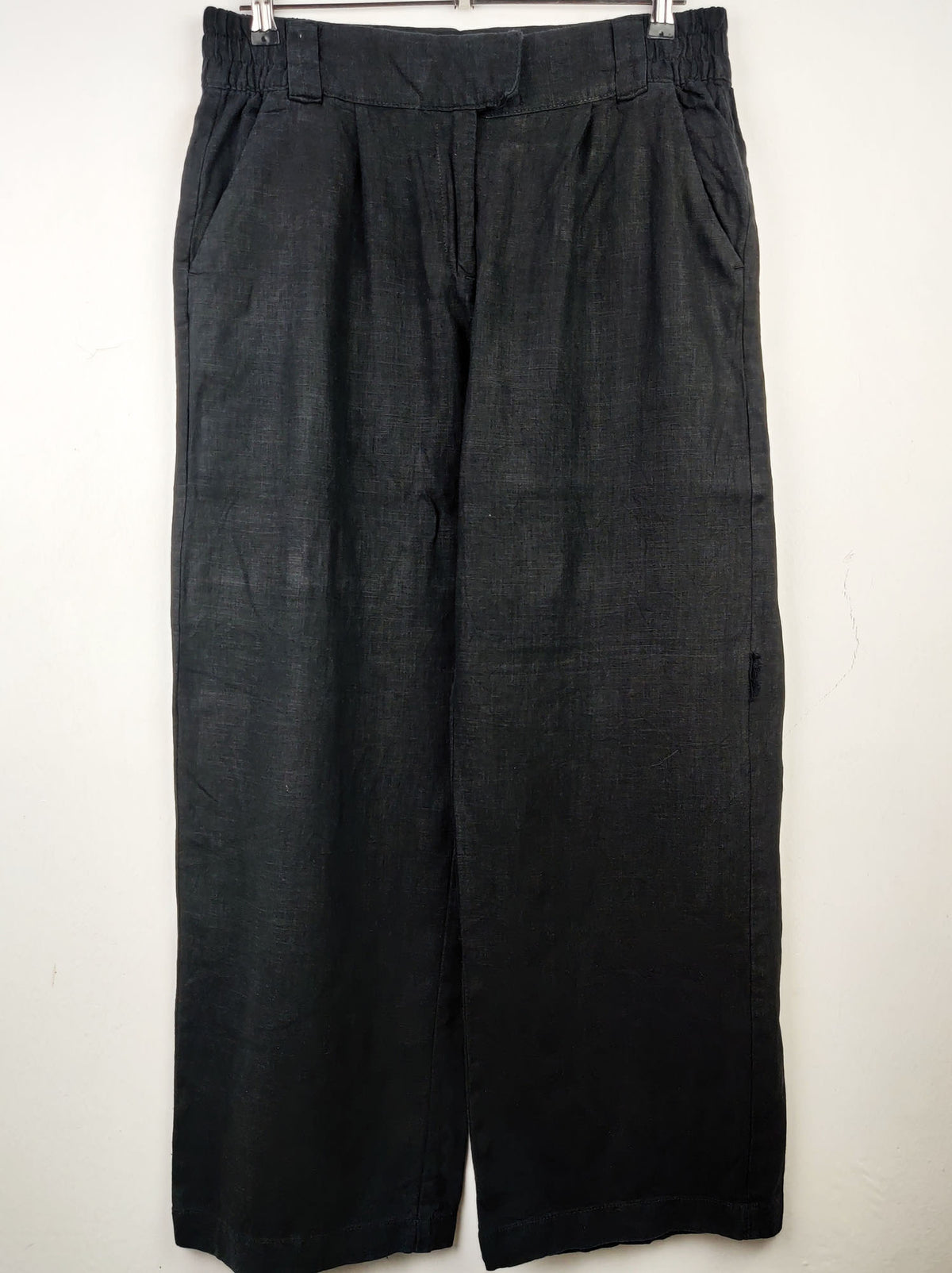 Buy online pre-used pre-loved 100% authentic & Original branded Next (T-1183) available in Pakistan. Top international brands avilable.