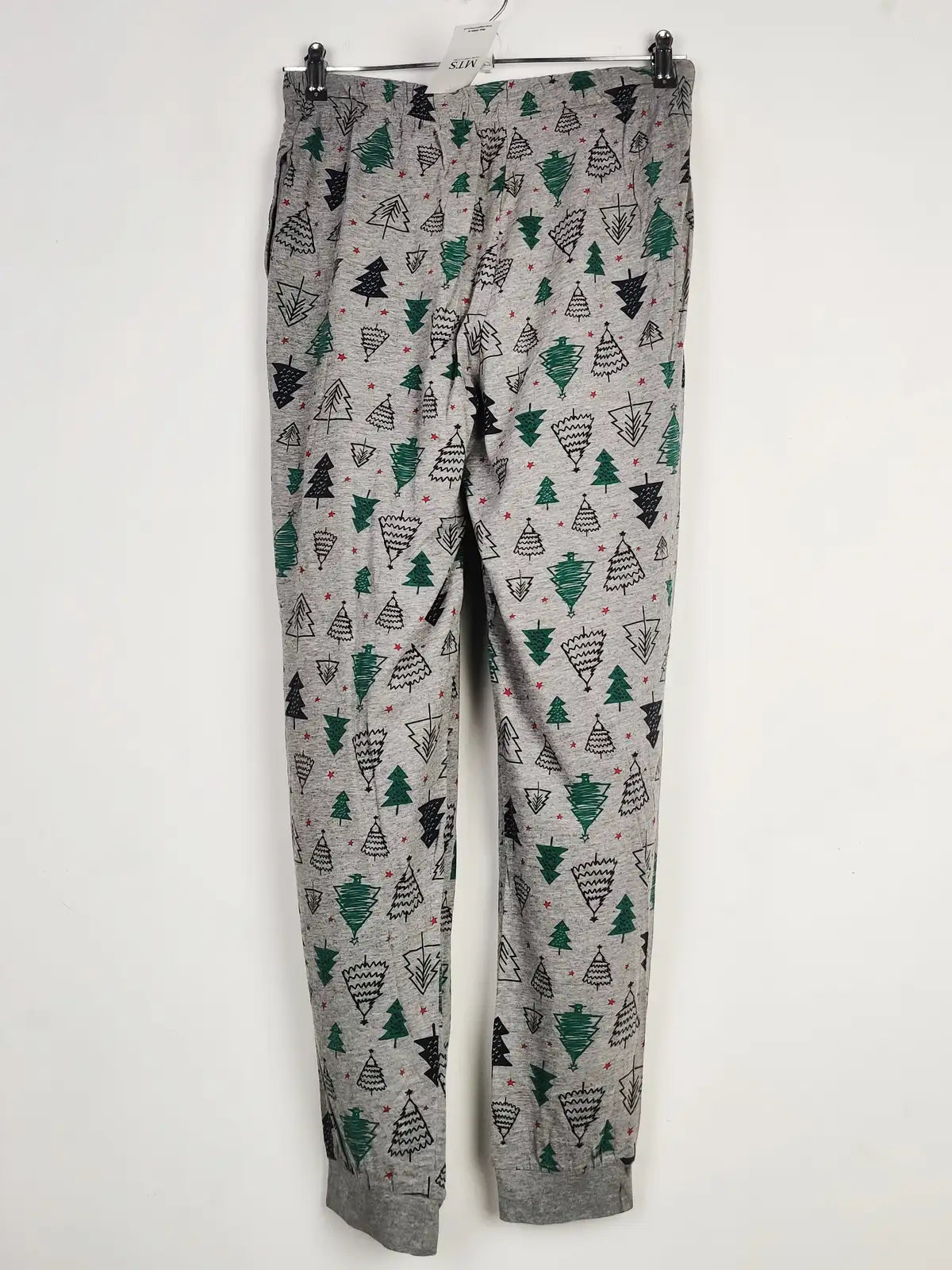 Buy online pre-used pre-loved 100% authentic & Original branded Primark (T-1611) available in Pakistan. Top international brands avilable.