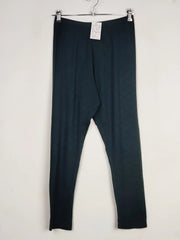 Buy online pre-used pre-loved 100% authentic & Original branded Privatsachen (T-1646) available in Pakistan. Top international brands avilable.