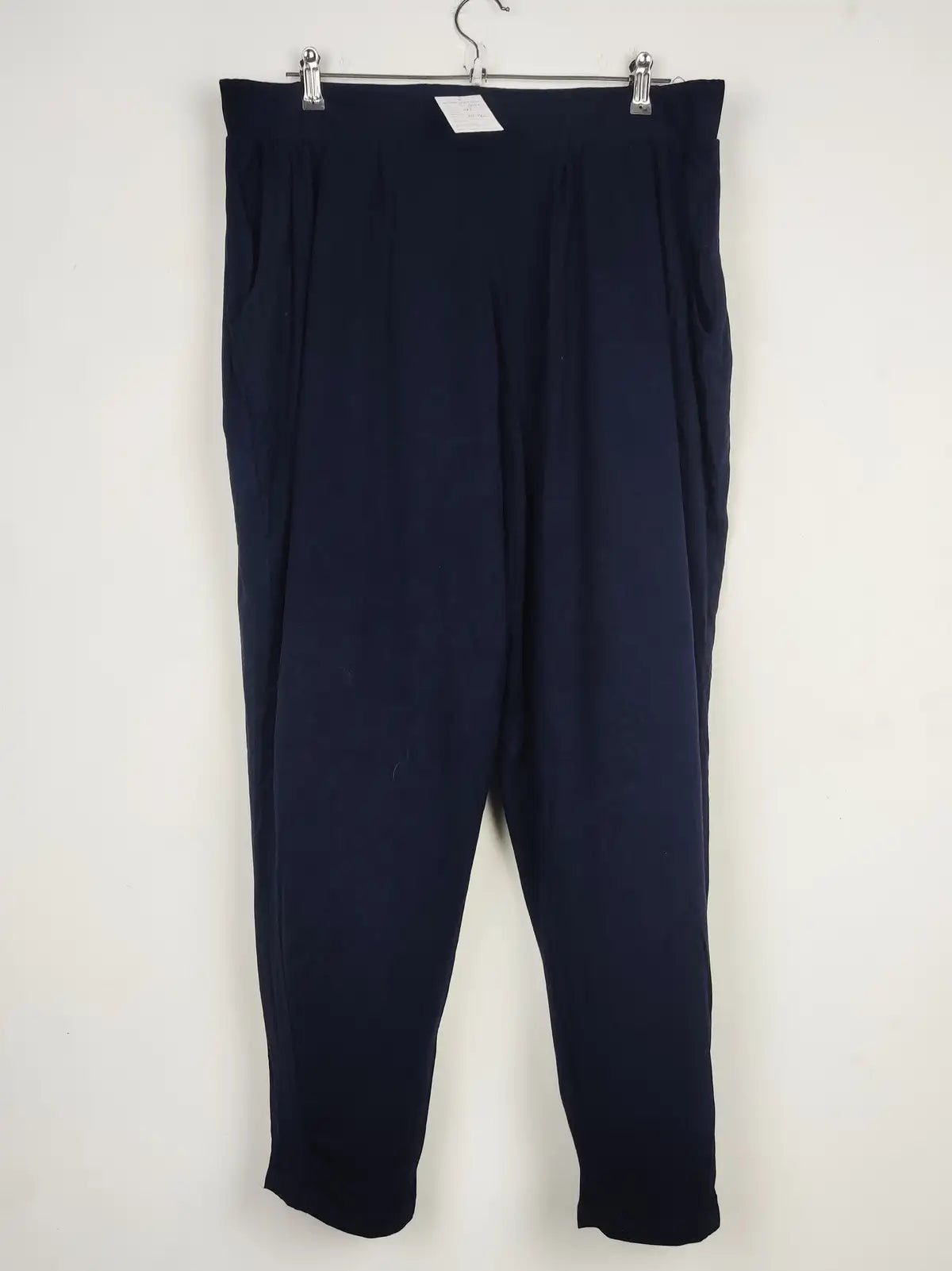 Buy online pre-used pre-loved 100% authentic & Original branded Yours (T-1691) available in Pakistan. Top international brands avilable.
