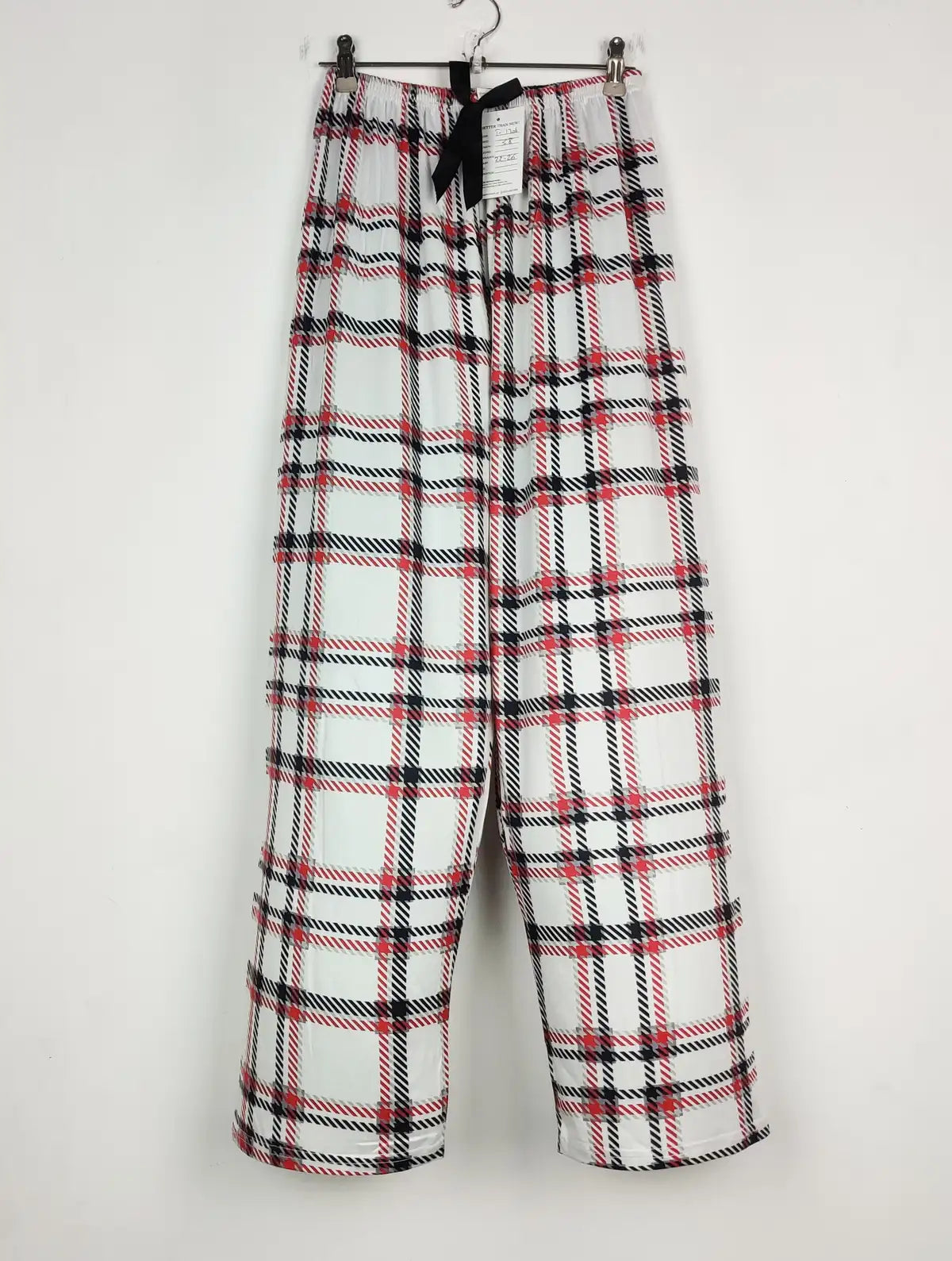 Buy online pre-used pre-loved 100% authentic & Original branded Unknown Brand (T-1706) available in Pakistan. Top international brands avilable.