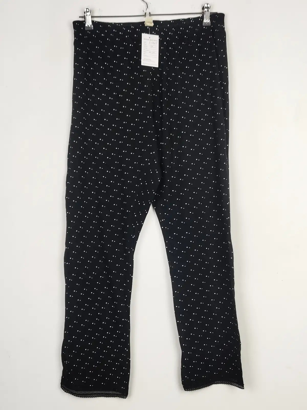 Buy online pre-used pre-loved 100% authentic & Original branded Reserved (T-1735) available in Pakistan. Top international brands avilable.