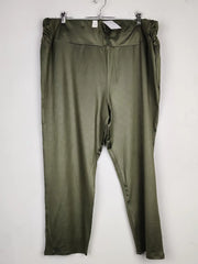 Buy online pre-used pre-loved 100% authentic & Original branded Boohoo (T-1820) available in Pakistan. Top international brands avilable.