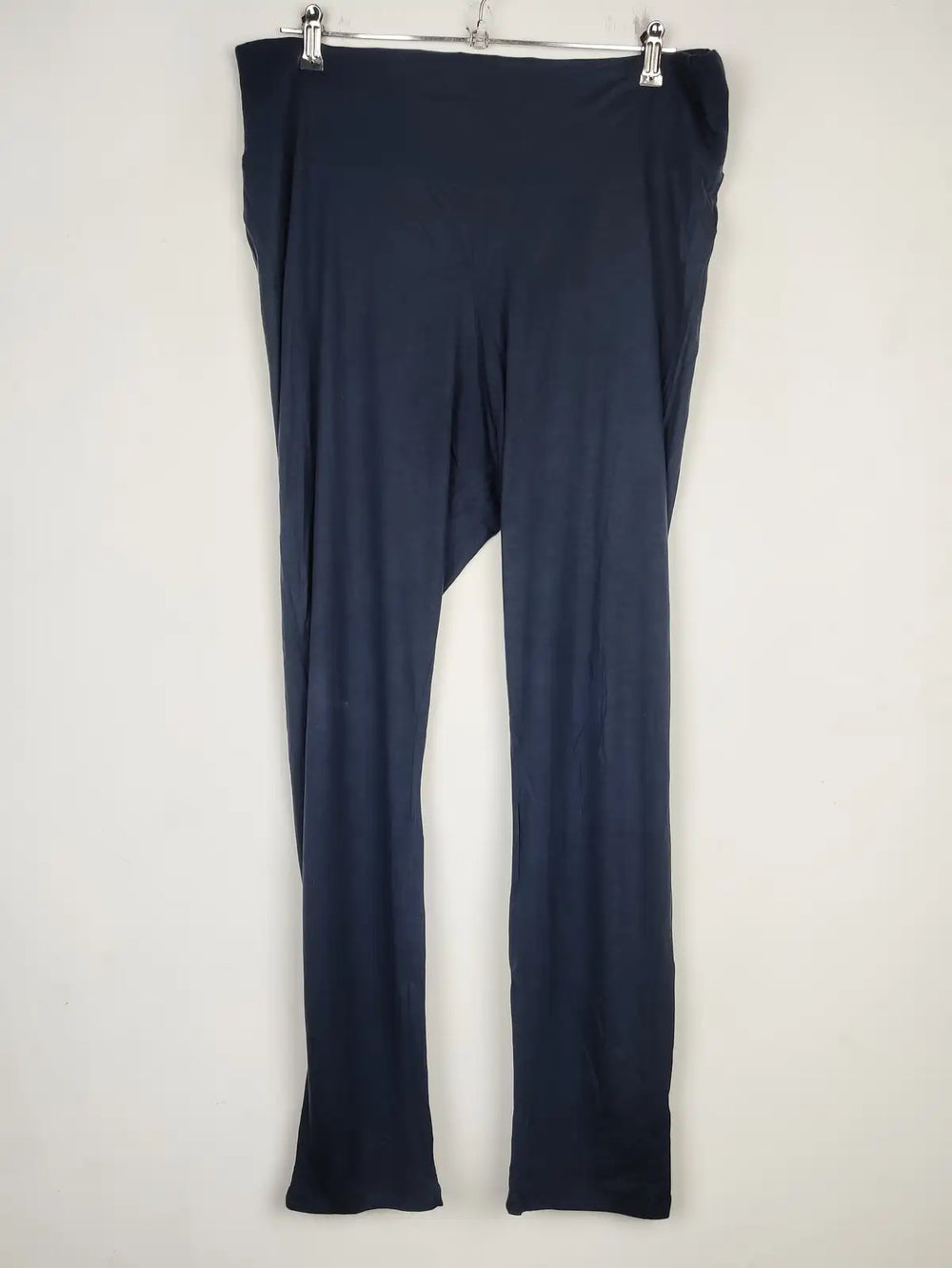 Buy online pre-used pre-loved 100% authentic & Original branded Mori (T-1822) available in Pakistan. Top international brands avilable.