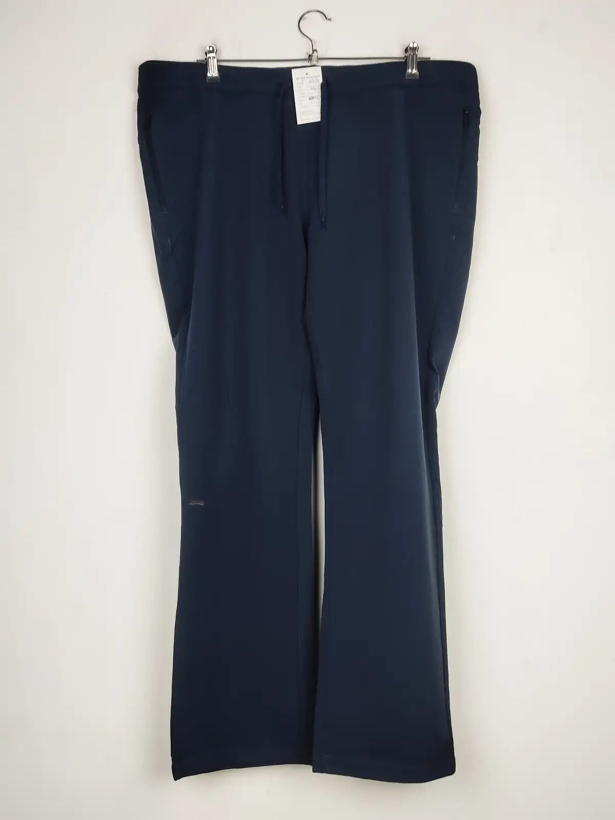 Buy online pre-used pre-loved 100% authentic & Original branded Rohan (T-1991) available in Pakistan. Top international brands avilable.