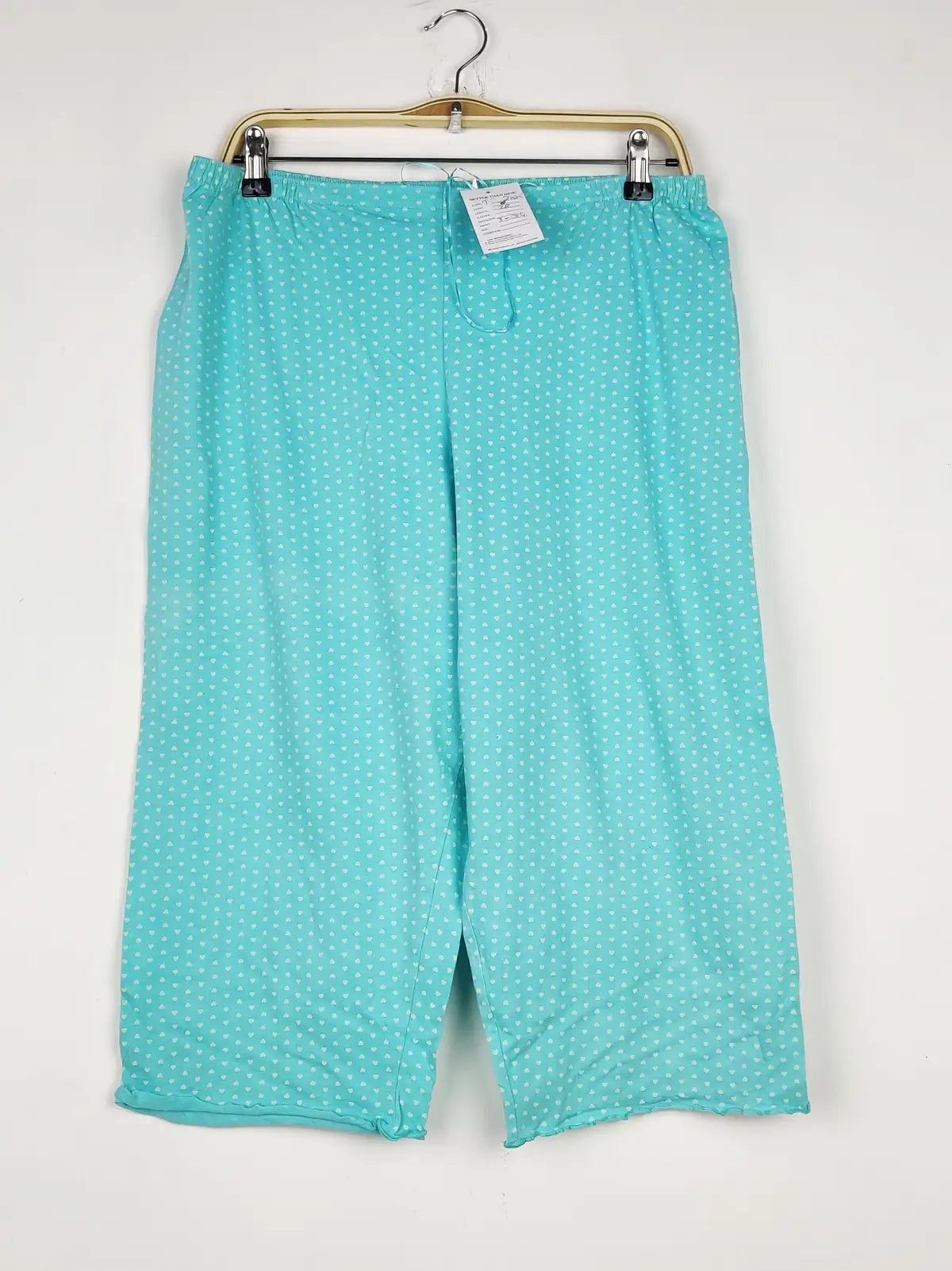 Buy online pre-used pre-loved 100% authentic & Original branded Marks & Spencer (T-2025) available in Pakistan. Top international brands avilable.