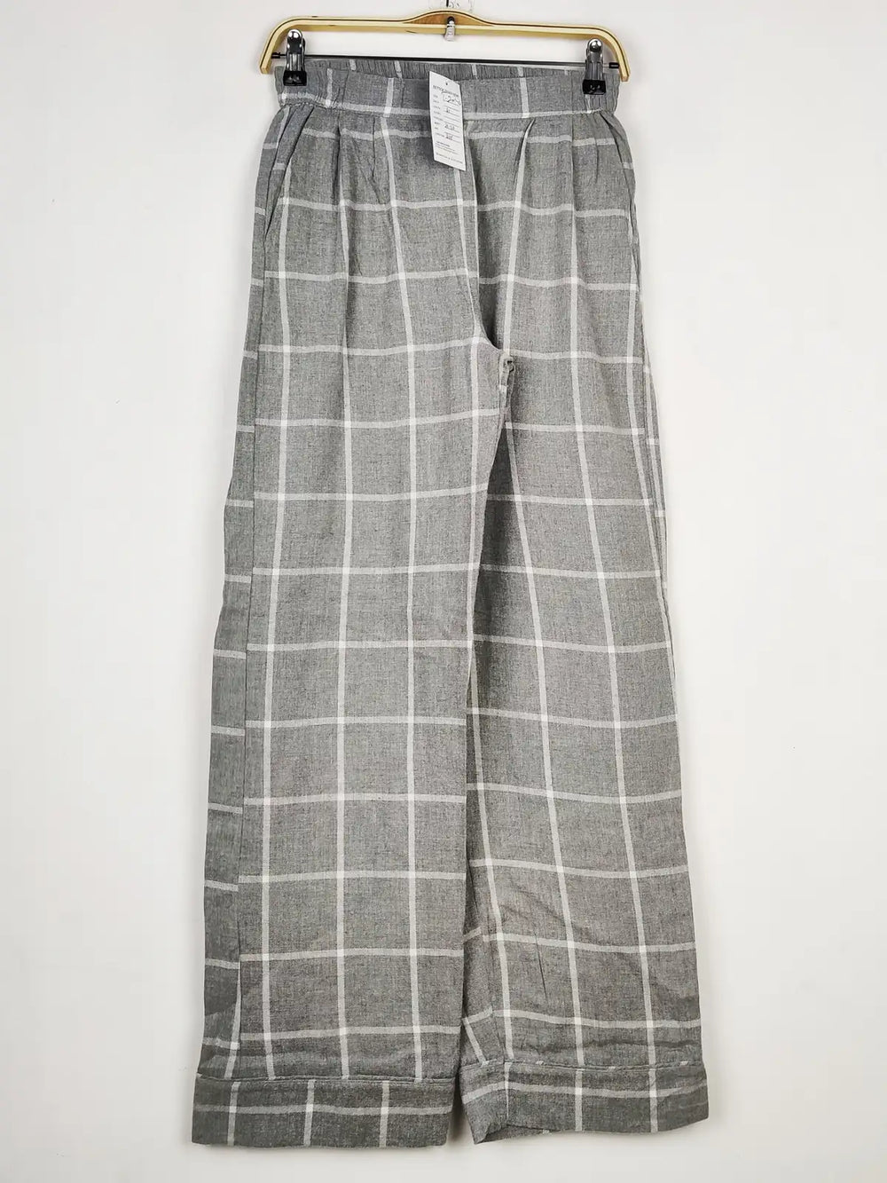 Buy online pre-used pre-loved 100% authentic & Original branded Primark (T-2046) available in Pakistan. Top international brands avilable.