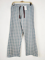 Buy online pre-used pre-loved 100% authentic & Original branded Marks & Spencer (T-2128) available in Pakistan. Top international brands avilable.