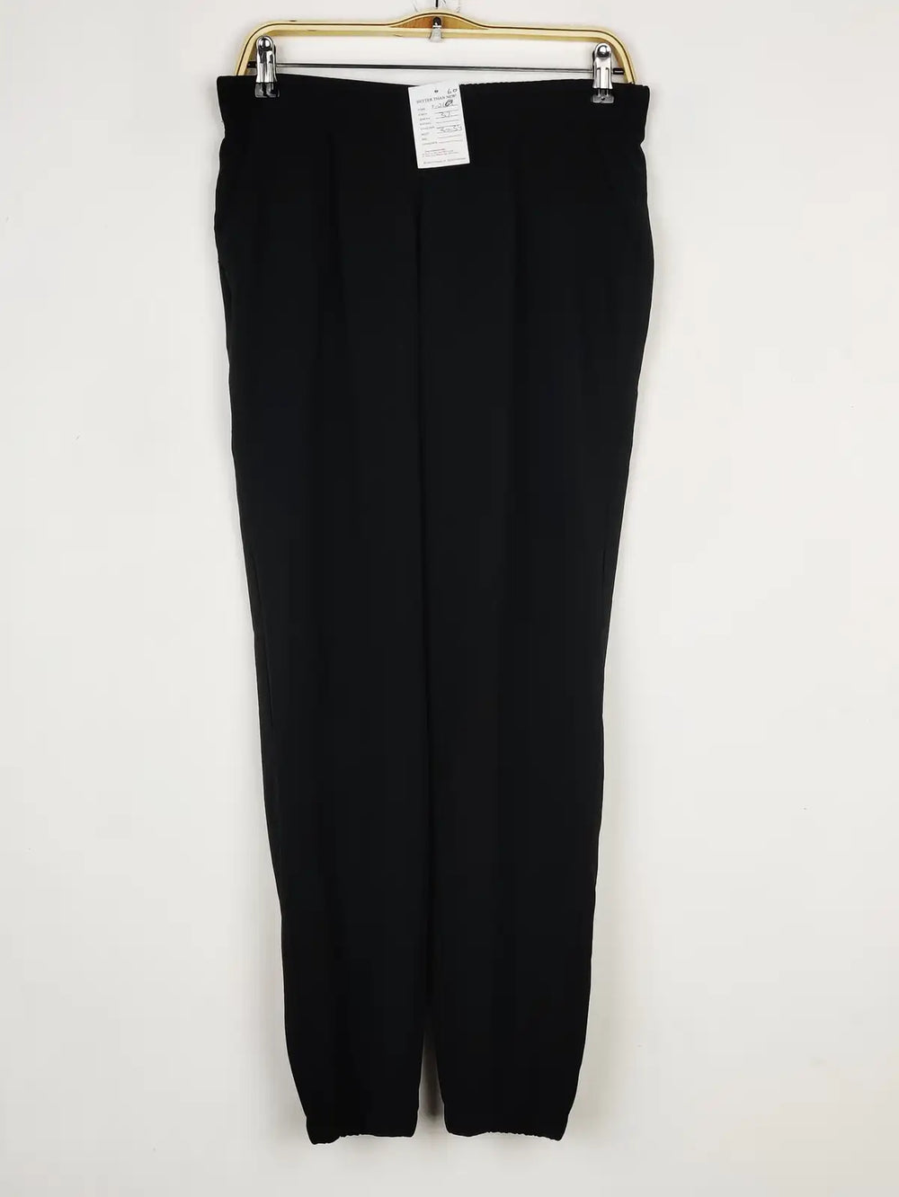 Buy online pre-used pre-loved 100% authentic & Original branded Marks & Spencer (T-2160) available in Pakistan. Top international brands avilable.