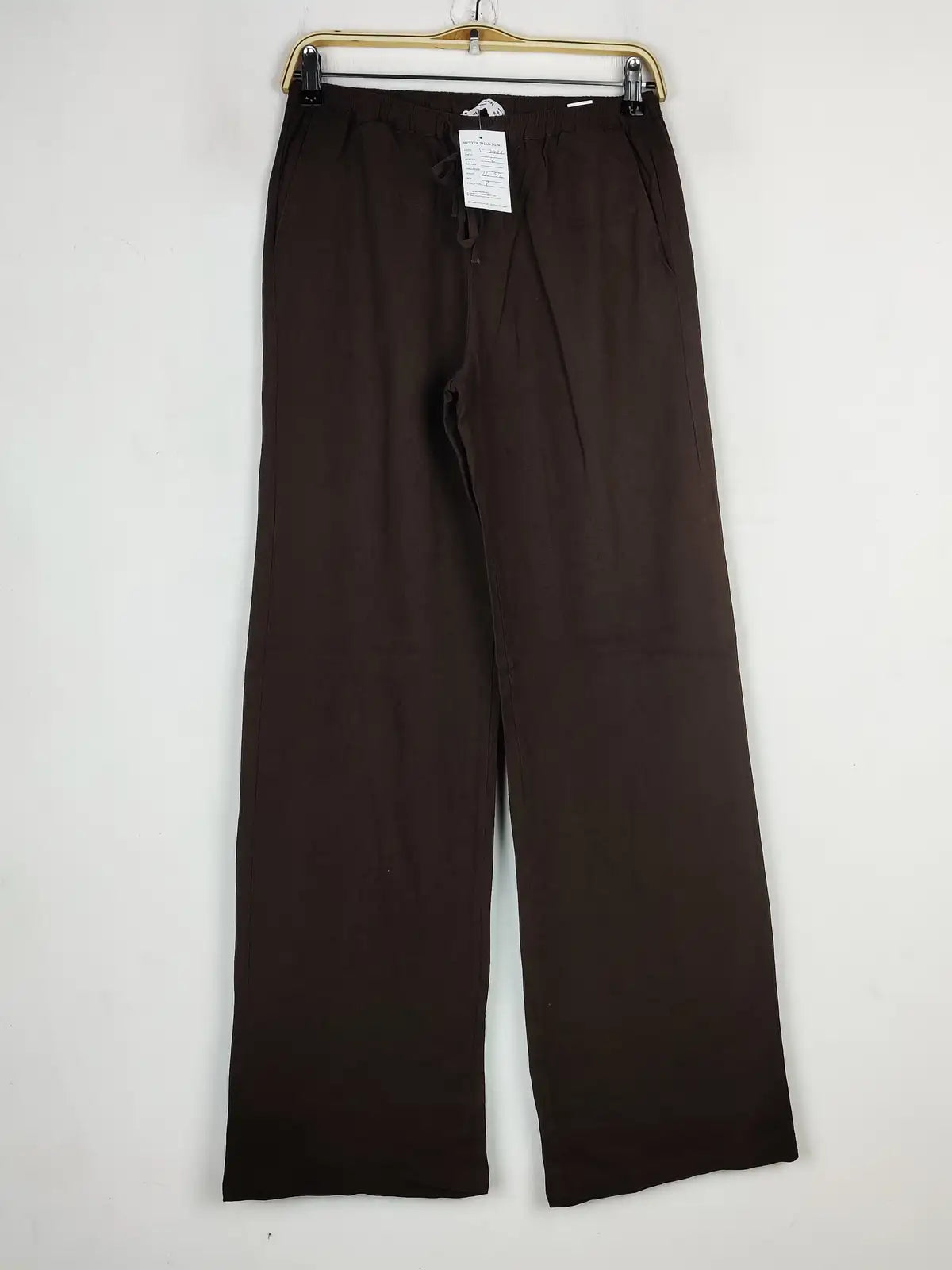 Buy online pre-used pre-loved 100% authentic & Original branded Pull&Bear (T-2226) available in Pakistan. Top international brands avilable.