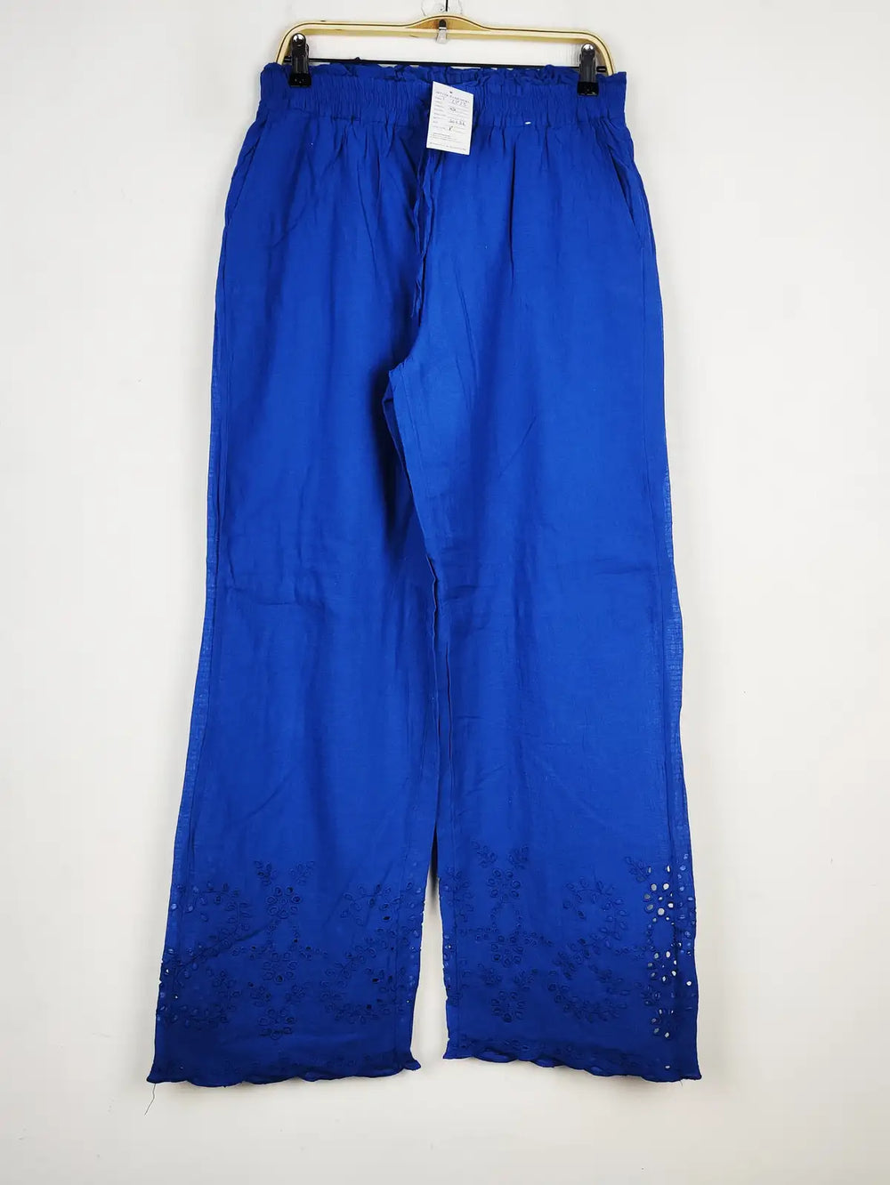 Buy online pre-used pre-loved 100% authentic & Original branded Tu (T-2273) available in Pakistan. Top international brands avilable.