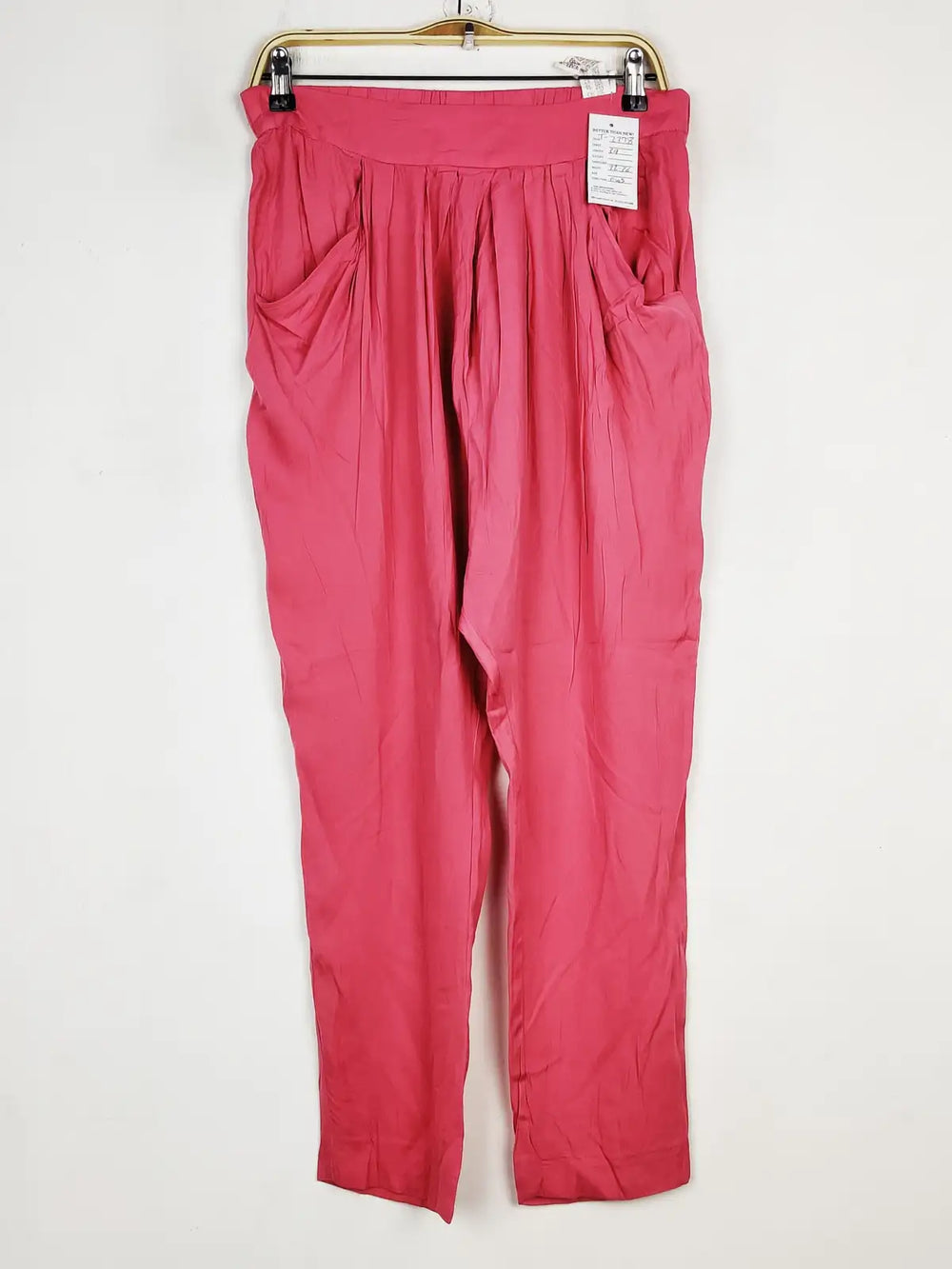 Buy online pre-used pre-loved 100% authentic & Original branded Zara Basics (T-2278) available in Pakistan. Top international brands avilable.