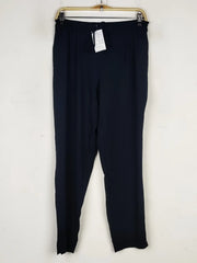 Buy online pre-used pre-loved 100% authentic & Original branded Zara Basics (T-2360) available in Pakistan. Top international brands avilable.