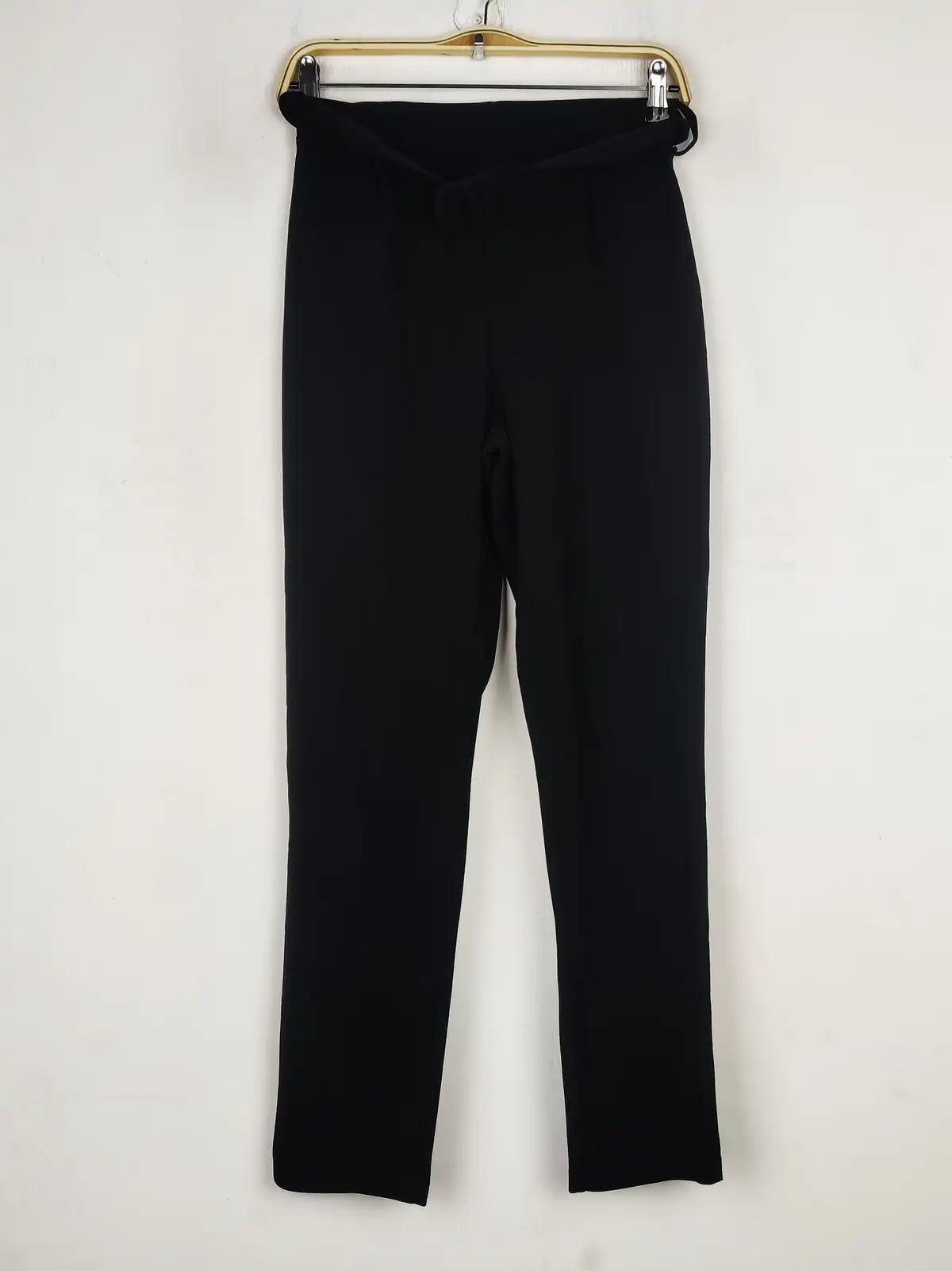 Buy online pre-used pre-loved 100% authentic & Original branded Boohoo (T-2394) available in Pakistan. Top international brands avilable.