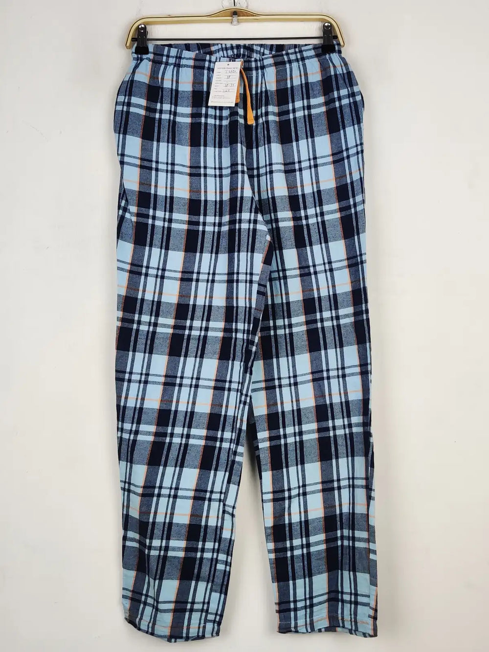 Buy online pre-used pre-loved 100% authentic & Original branded Unknown Brand (T-2450) available in Pakistan. Top international brands avilable.