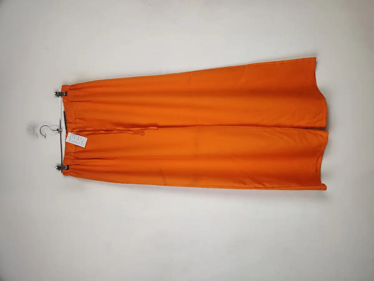 Buy online pre-used pre-loved 100% authentic & Original branded Boohoo (T-2565) available in Pakistan. Top international brands avilable.