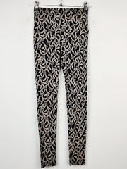 Buy online pre-used pre-loved 100% authentic & Original branded Yest (T-256) available in Pakistan. Top international brands avilable.