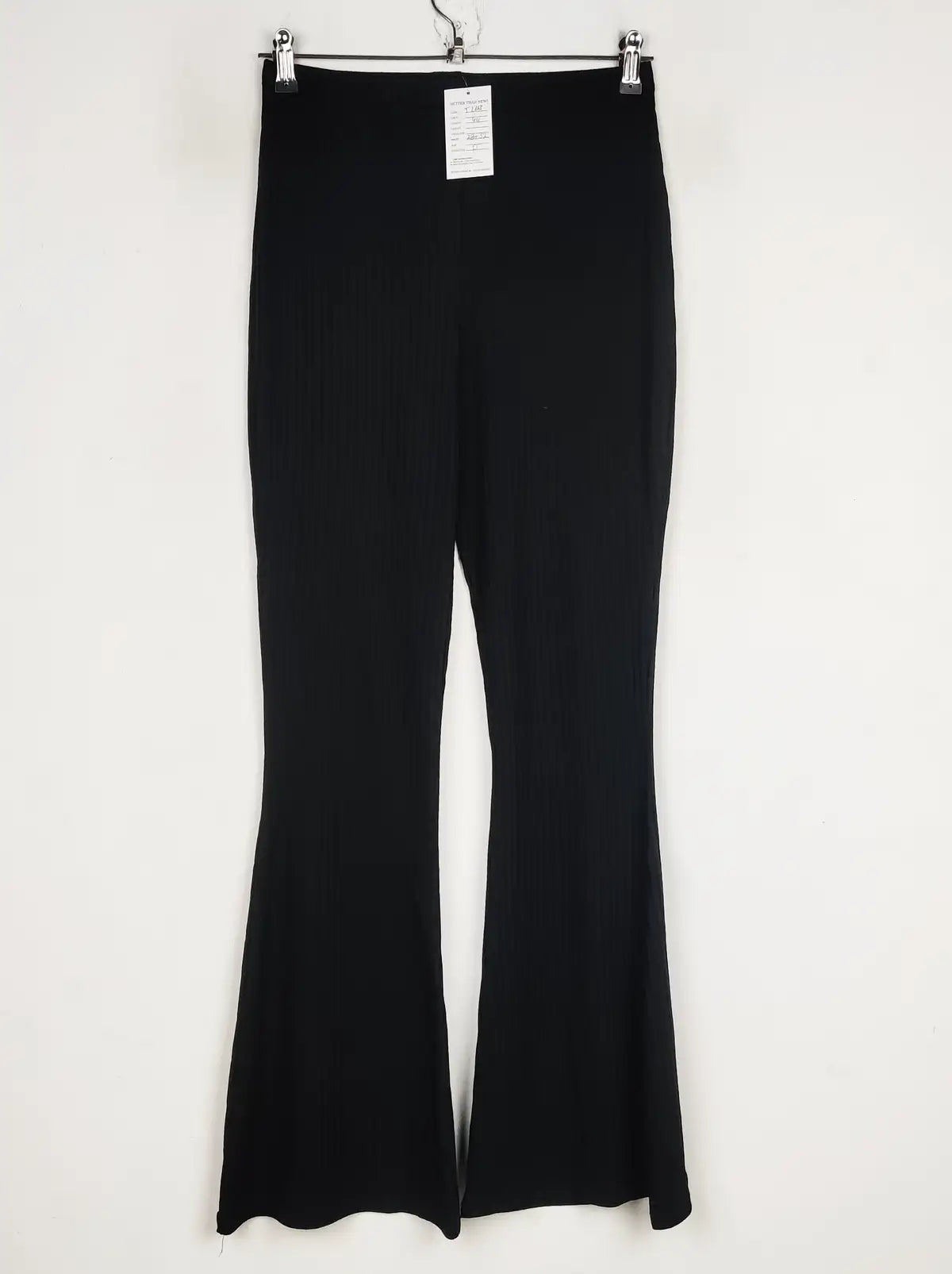 Buy online pre-used pre-loved 100% authentic & Original branded Boohoo (T-2663) available in Pakistan. Top international brands avilable.