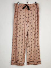 Buy online pre-used pre-loved 100% authentic & Original branded Primark (T-2711) available in Pakistan. Top international brands avilable.
