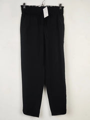 Buy online pre-used pre-loved 100% authentic & Original branded Zara (T-3004) available in Pakistan. Top international brands avilable.