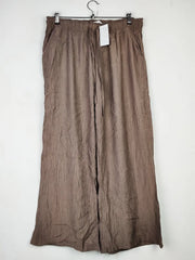 Buy online pre-used pre-loved 100% authentic & Original branded Primark (T-3037) available in Pakistan. Top international brands avilable.