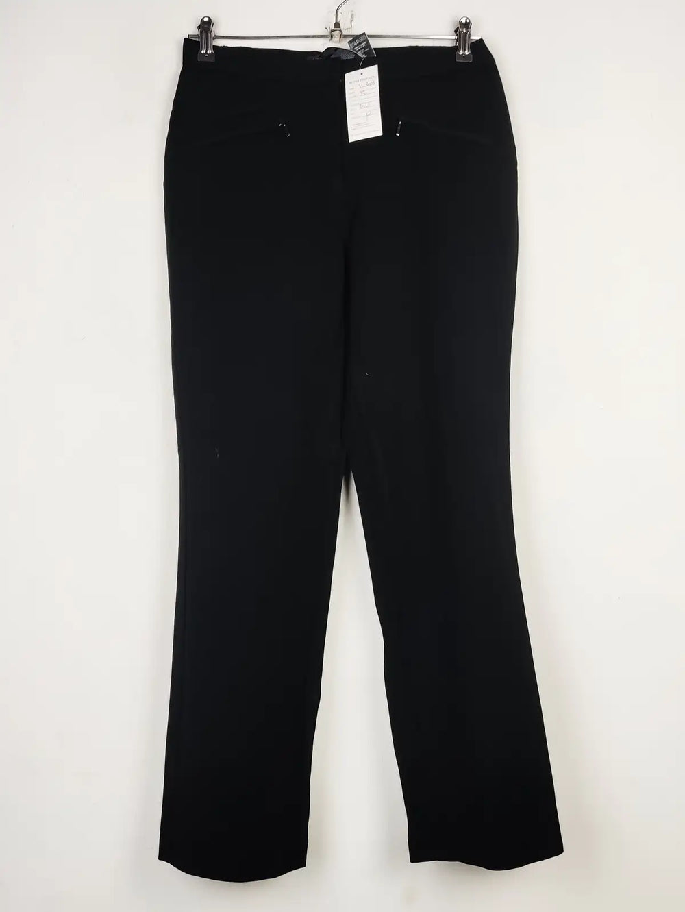 Buy online pre-used pre-loved 100% authentic & Original branded Marks & Spencer (T-3075) available in Pakistan. Top international brands avilable.