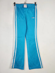 Buy online pre-used pre-loved 100% authentic & Original branded Fila (T-3089) available in Pakistan. Top international brands avilable.