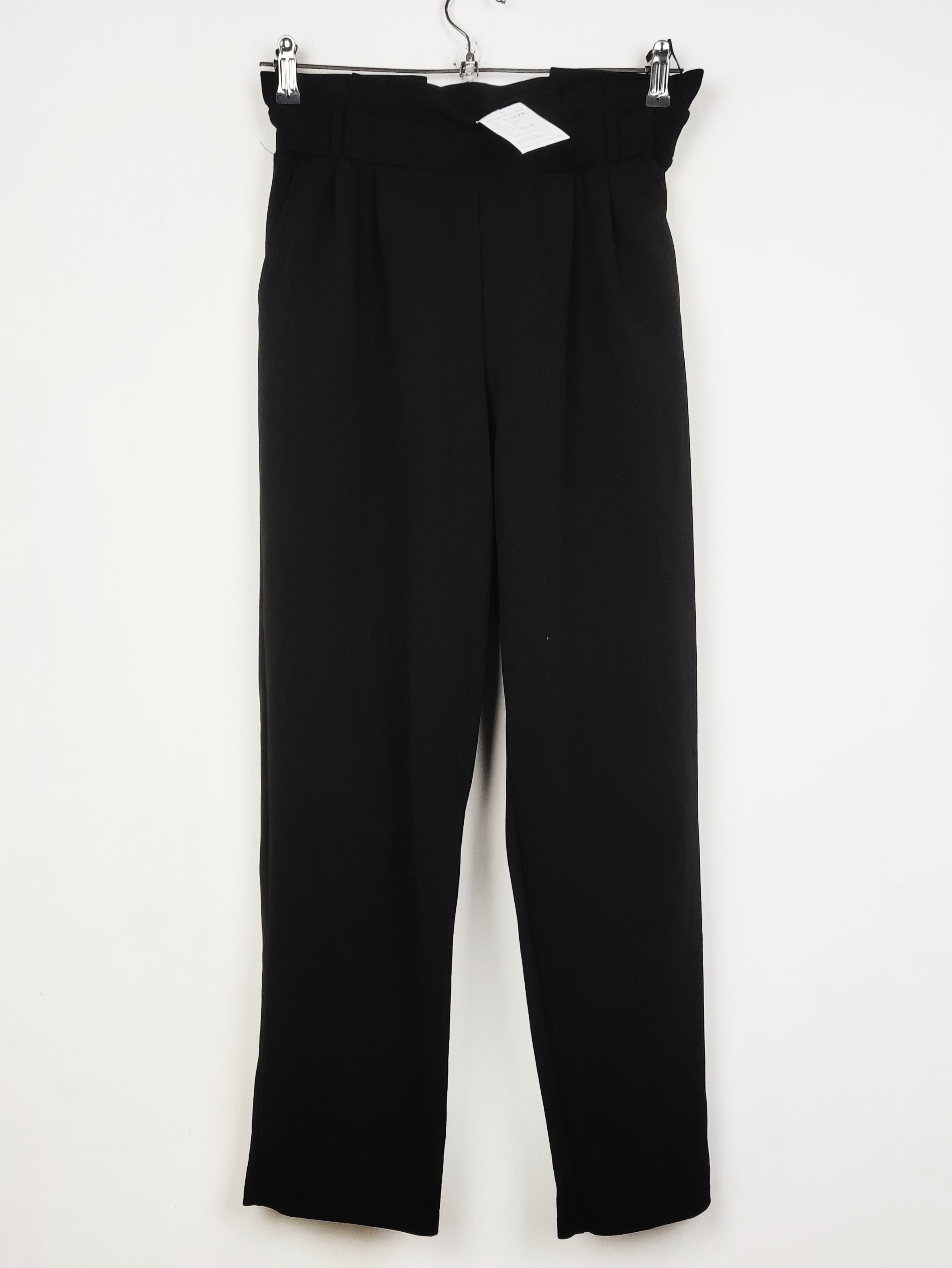 Buy online pre-used pre-loved 100% authentic & Original branded Miss Selfridge (T-3133) available in Pakistan. Top international brands avilable.