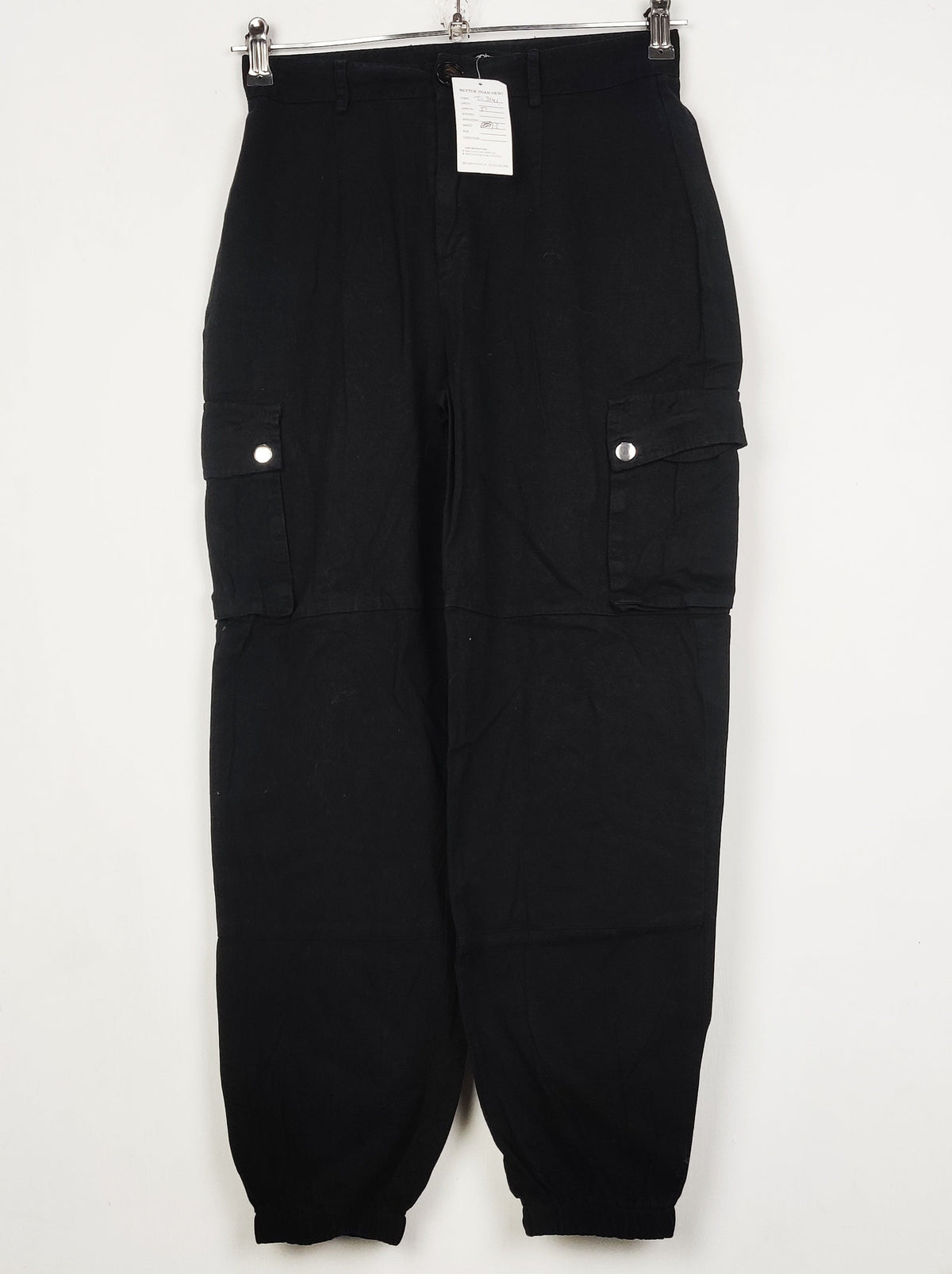 Buy online pre-used pre-loved 100% authentic & Original branded Zara (T-3142) available in Pakistan. Top international brands avilable.