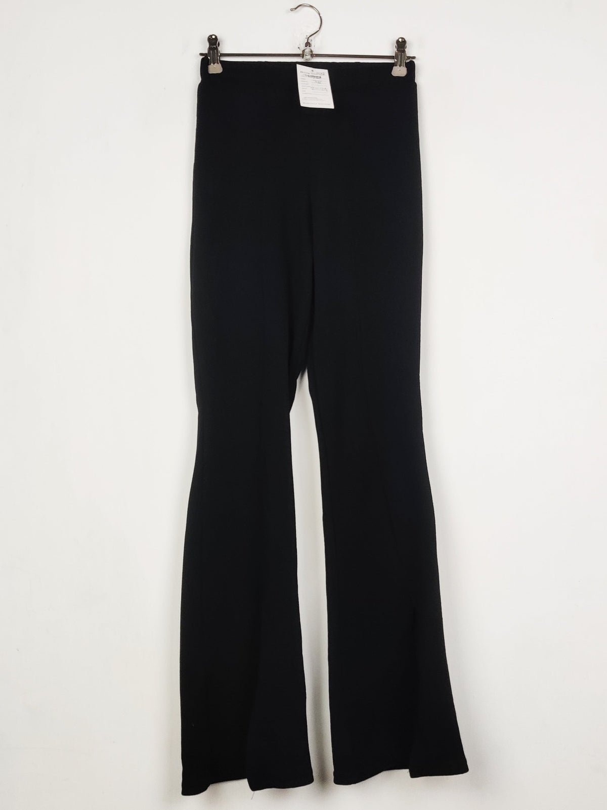 Buy online pre-used pre-loved 100% authentic & Original branded Boohoo (T-3145) available in Pakistan. Top international brands avilable.
