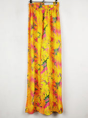 Buy online pre-used pre-loved 100% authentic & Original branded Shein (T-3211) available in Pakistan. Top international brands avilable.