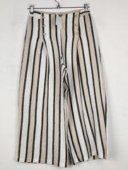 Buy online pre-used pre-loved 100% authentic & Original branded Primark (T-3269) available in Pakistan. Top international brands avilable.