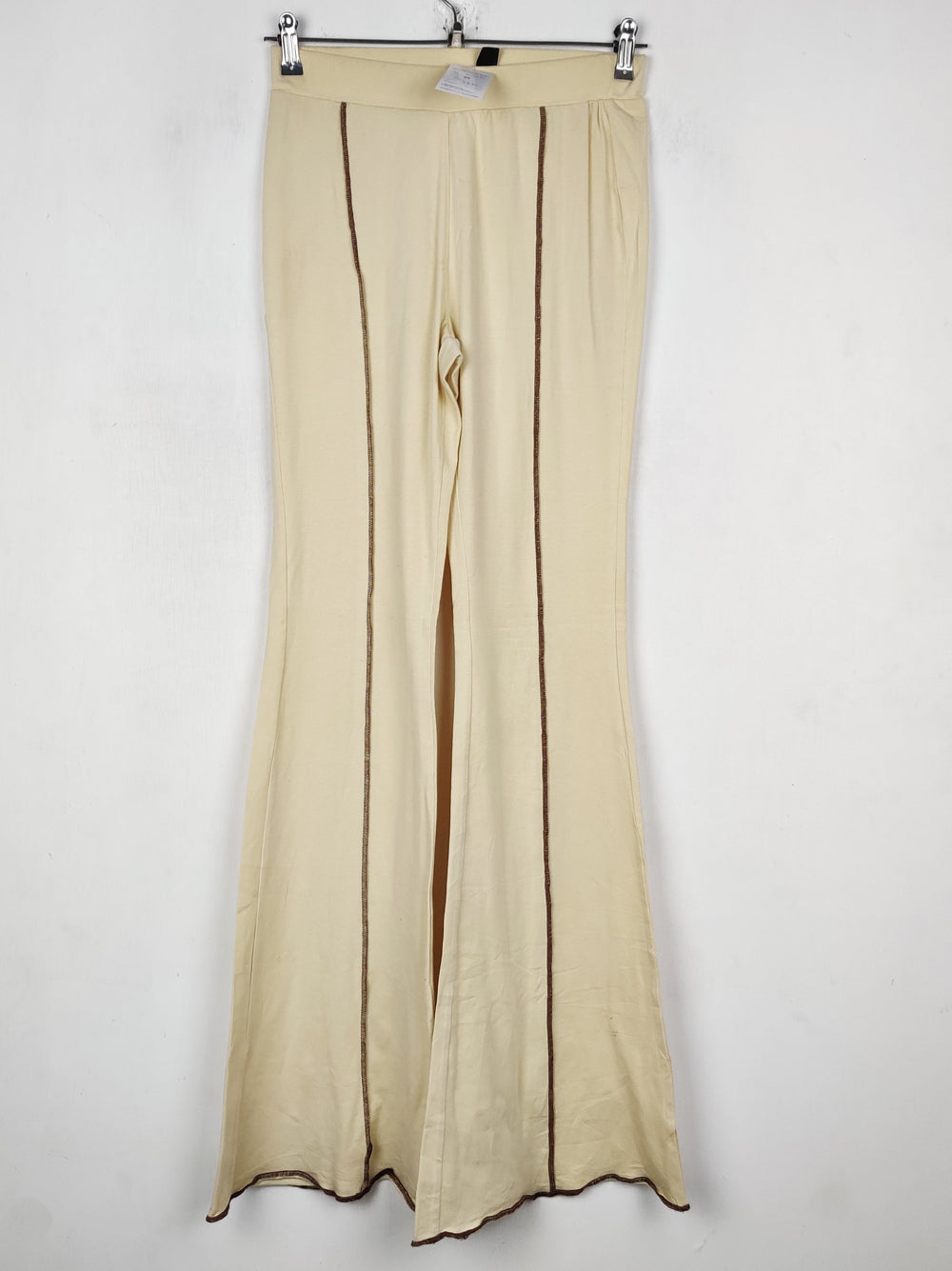 Buy online pre-used pre-loved 100% authentic & Original branded Shein (T-3271) available in Pakistan. Top international brands avilable.