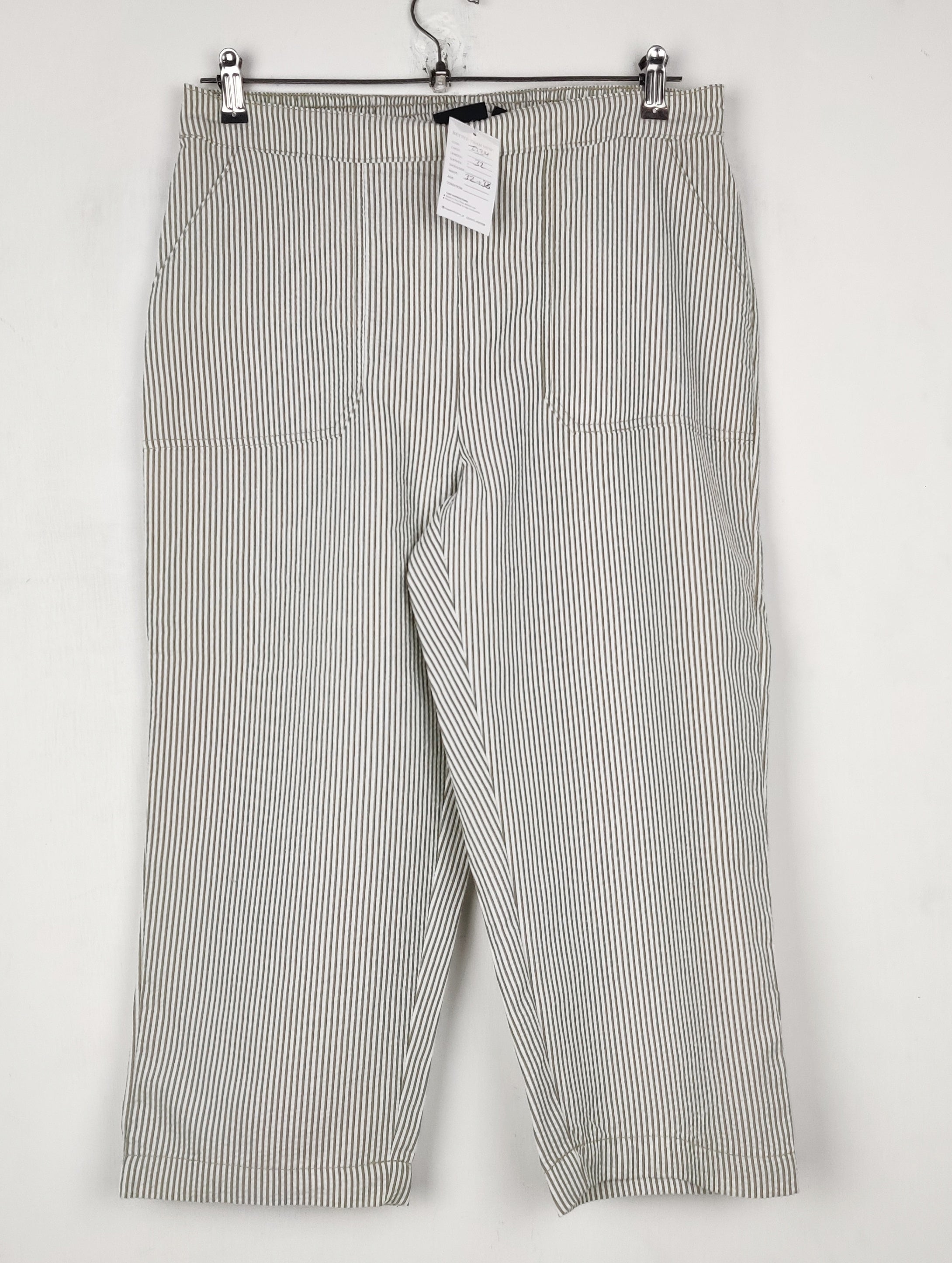 Buy online pre-used pre-loved 100% authentic & Original branded Isle Collection (T-3314) available in Pakistan. Top international brands avilable.