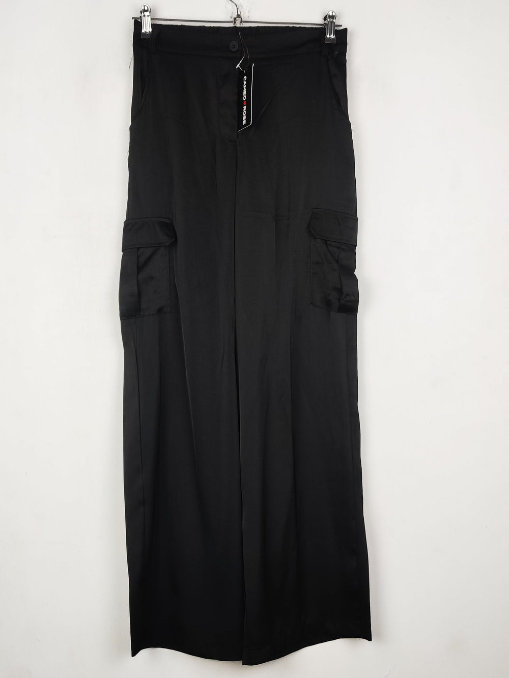 Buy online pre-used pre-loved 100% authentic & Original branded Marks & Spencer (T-3336) available in Pakistan. Top international brands avilable.