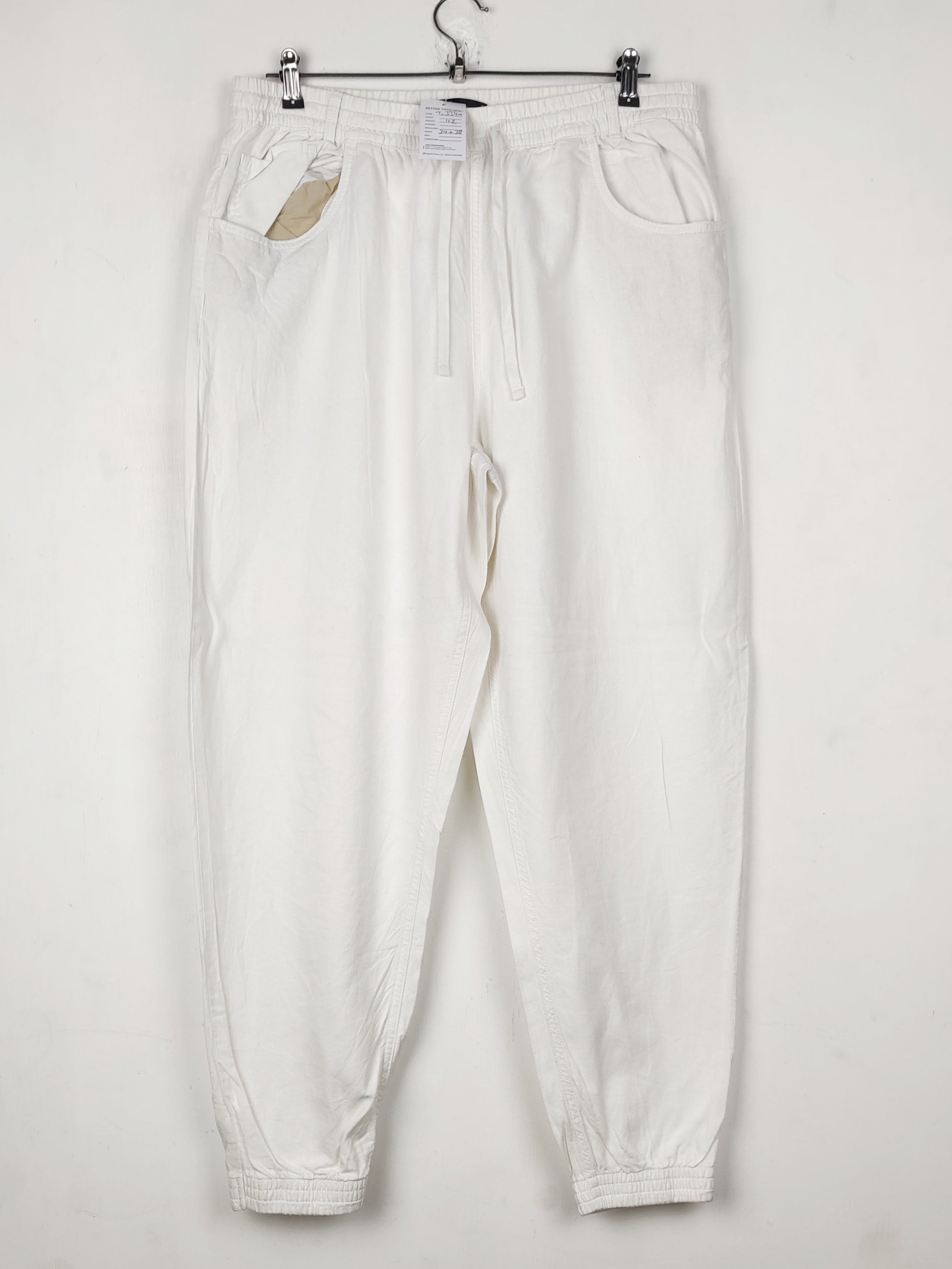 Buy online pre-used pre-loved 100% authentic & Original branded Marks & Spencer (T-3340) available in Pakistan. Top international brands avilable.