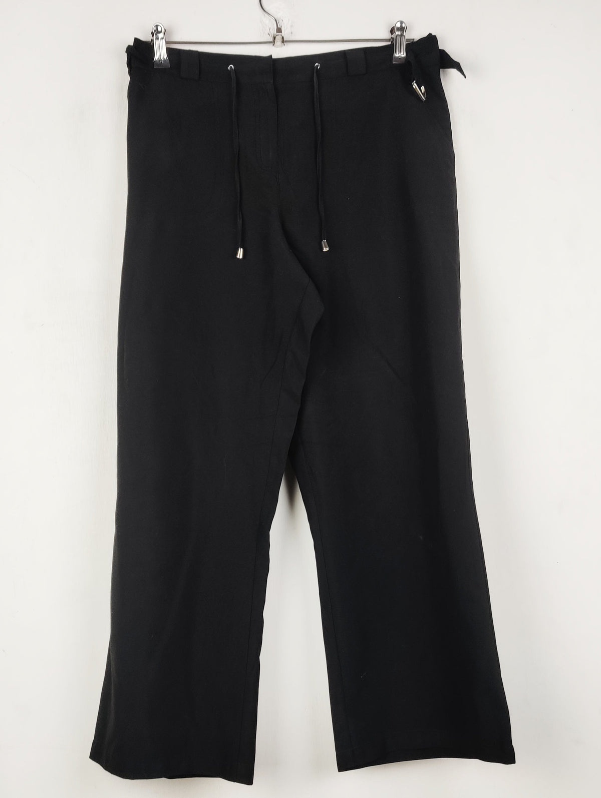 Buy online pre-used pre-loved 100% authentic & Original branded Bhs Petite (T-3375) available in Pakistan. Top international brands avilable.